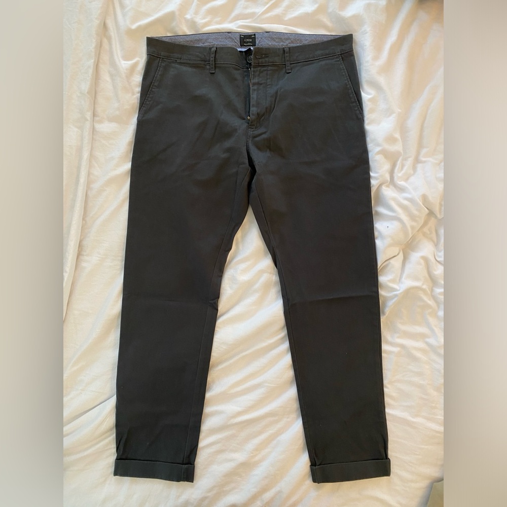 J Crew 484 Skim Chino in Onyx Grey